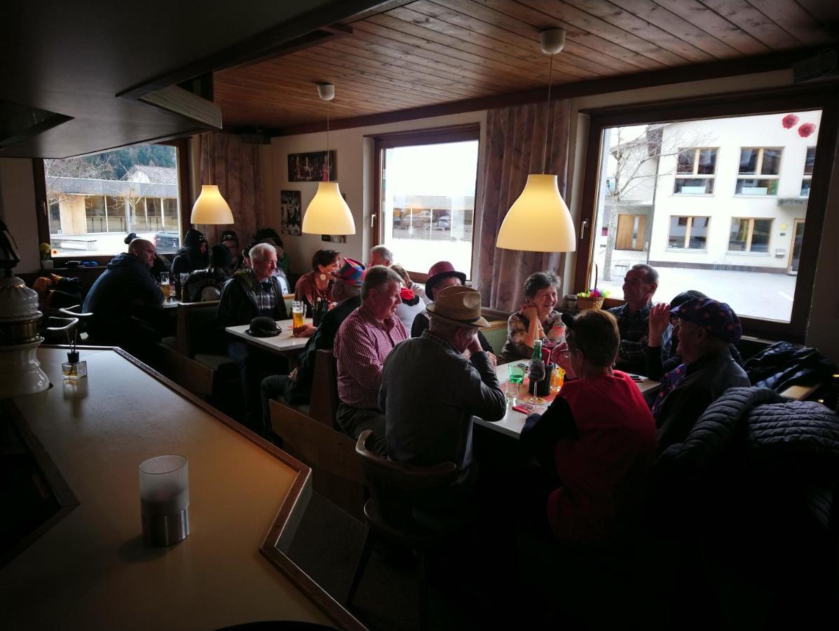 Gasthaus Krone Ubersaxen Luaran gambar