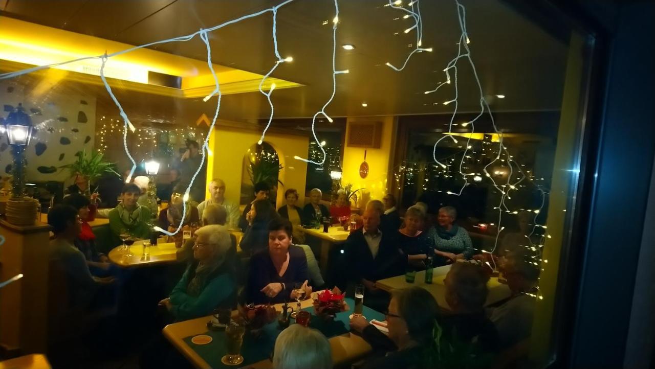 Gasthaus Krone Ubersaxen Luaran gambar