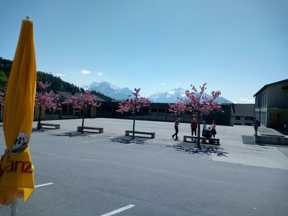 Gasthaus Krone Ubersaxen Luaran gambar